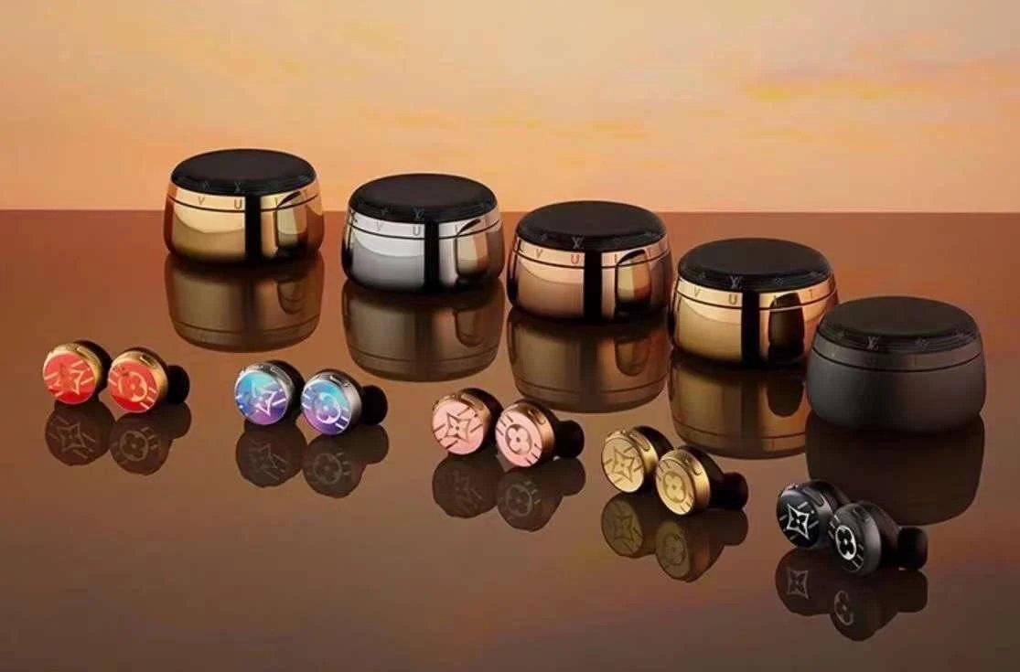 Louis Vuitton Horizon Earbuds