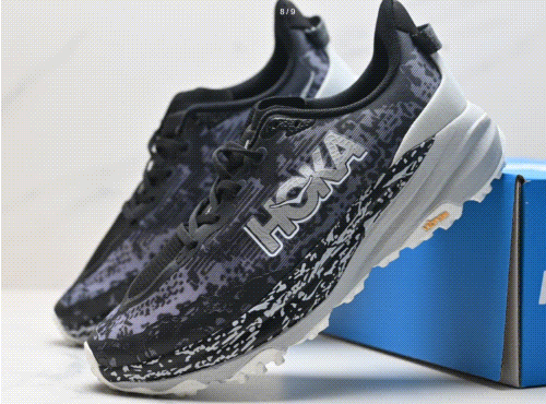 Hoka One One Sneakers