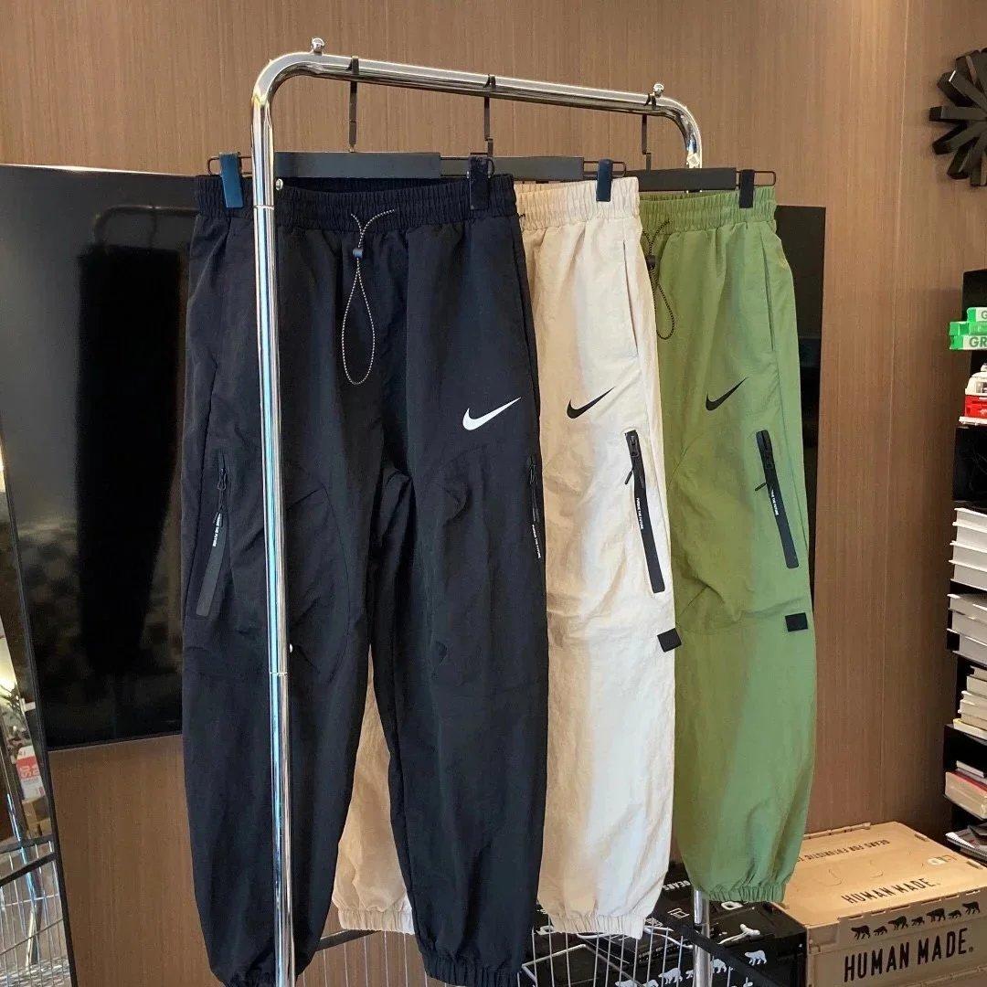 Nike Cargo Pants