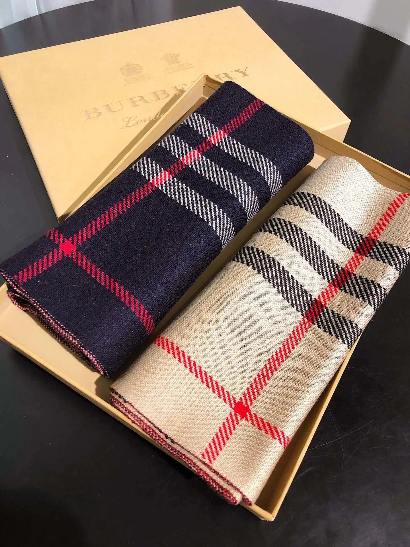 Burberry Scarves Set