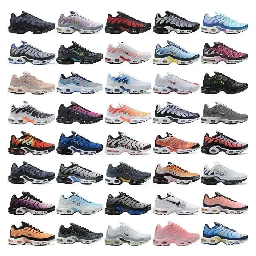 Nike Air Max Plus Sneakers