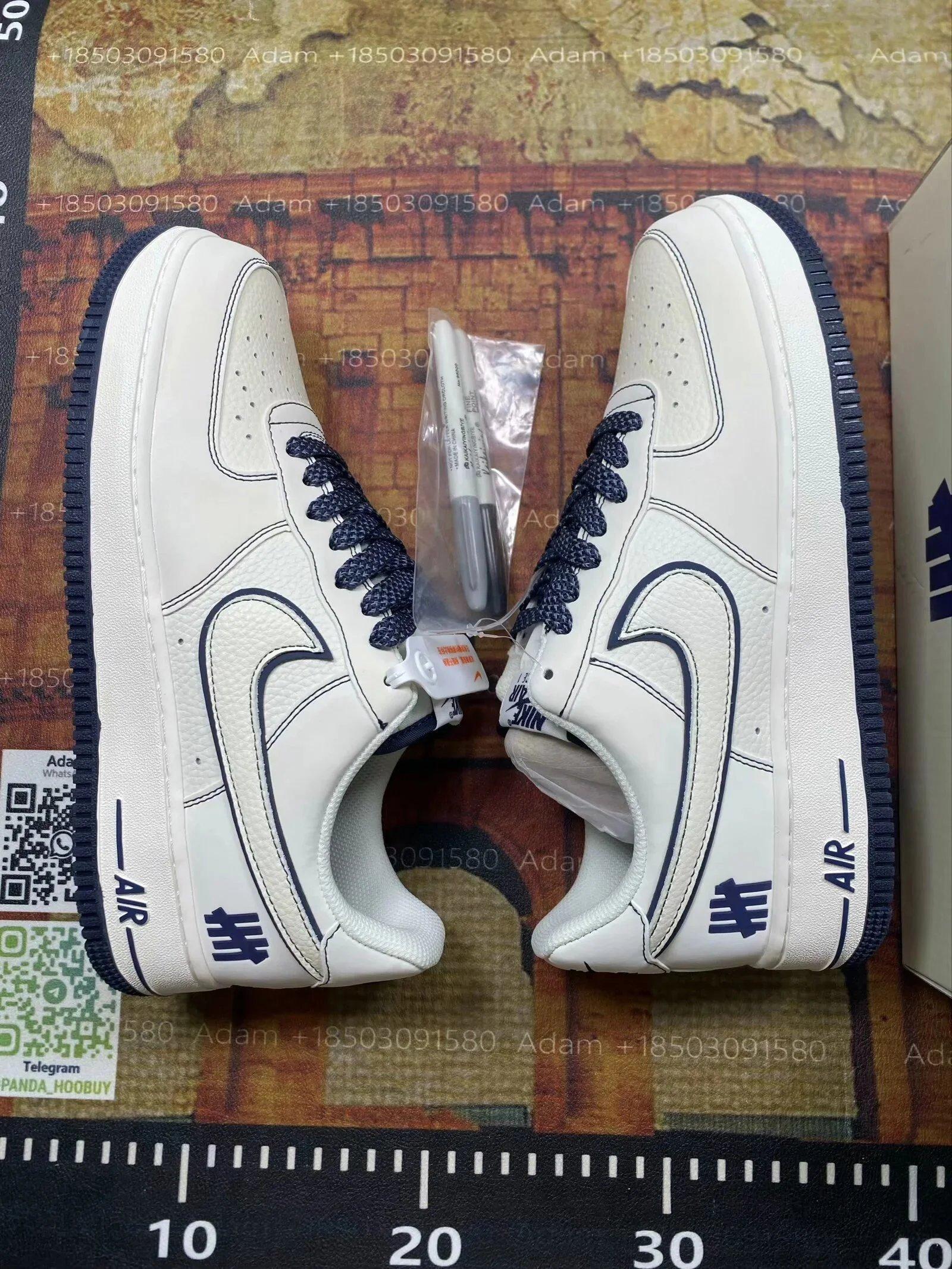 Nike Air Force 1 Sneakers