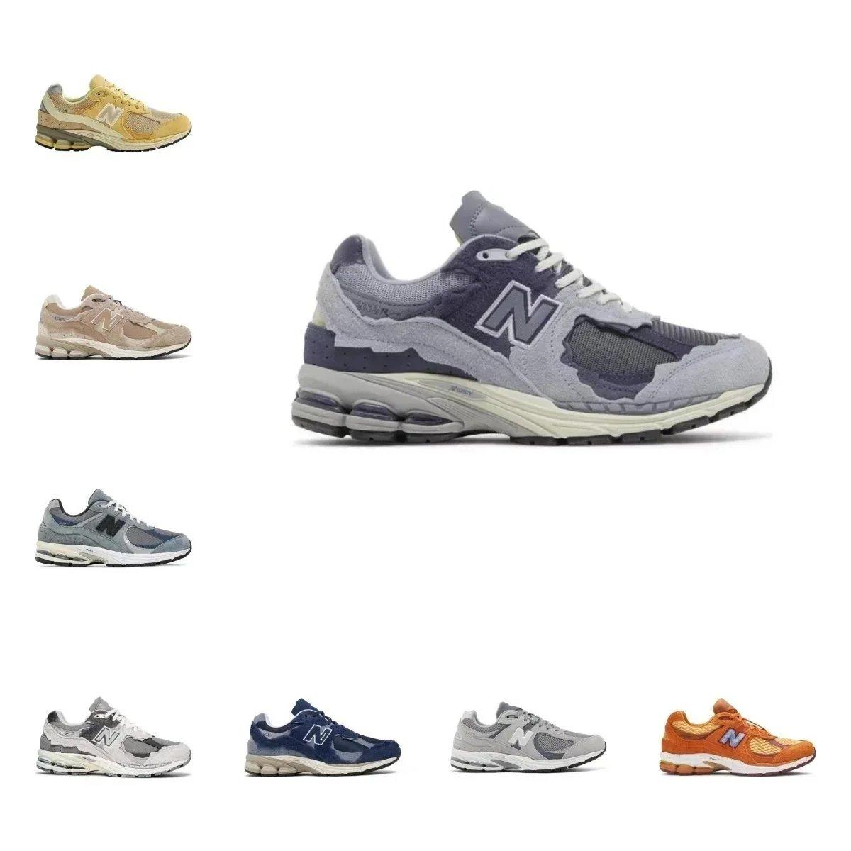 New Balance 2002R Sneakers
