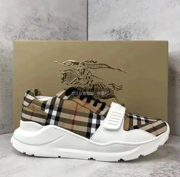 Burberry Sneakers
