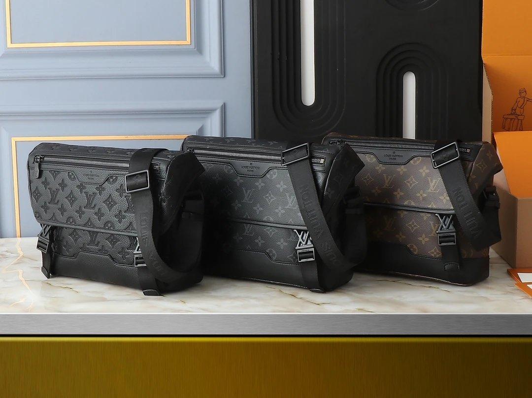 Louis Vuitton Avenue Sling Bag