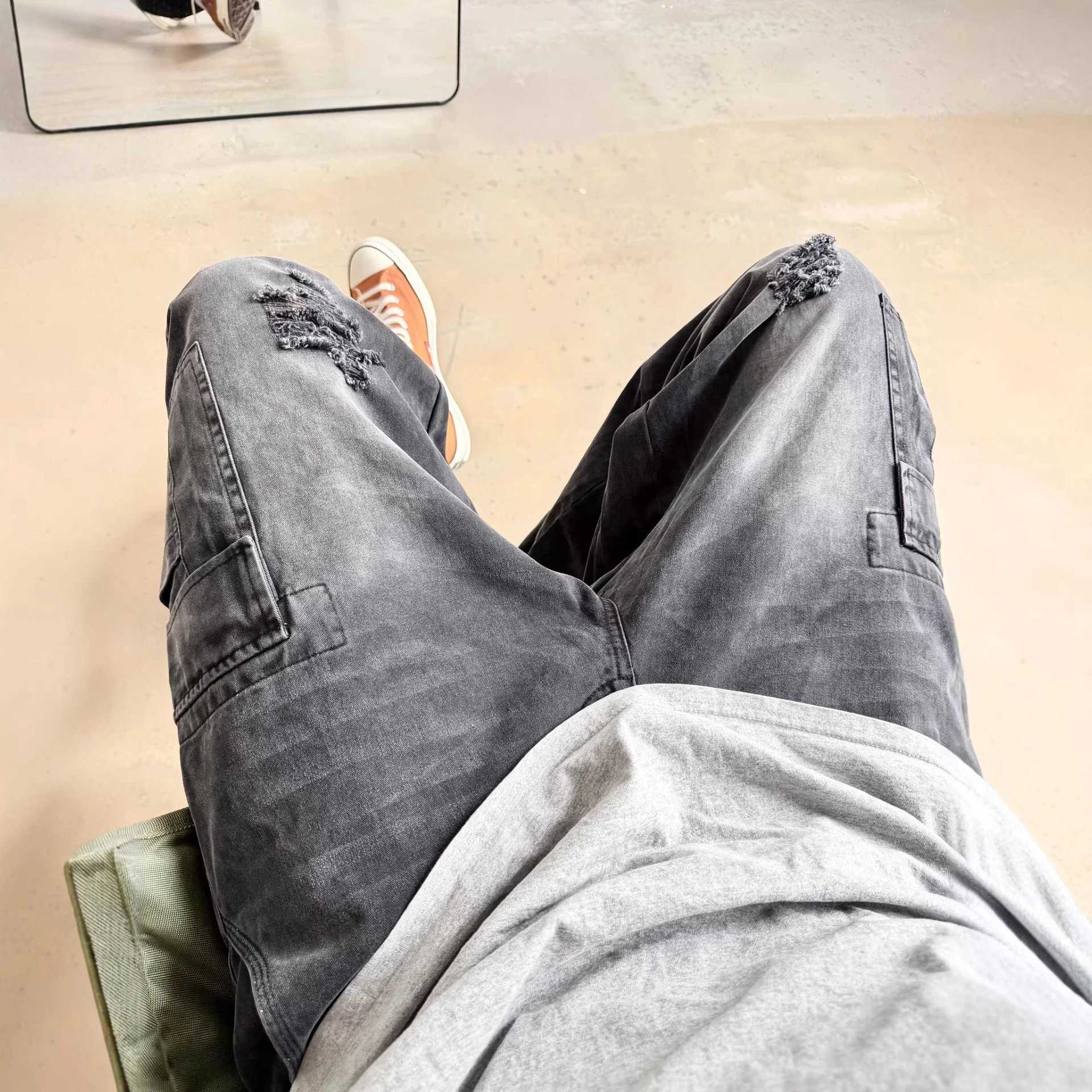 Joyieulyn Distressed Cargo Pan