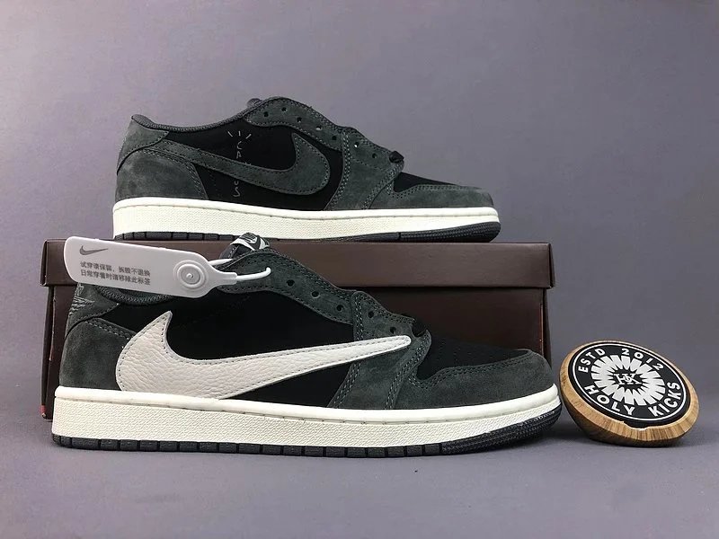 Nike Air Jordan 1 Low Sneakers